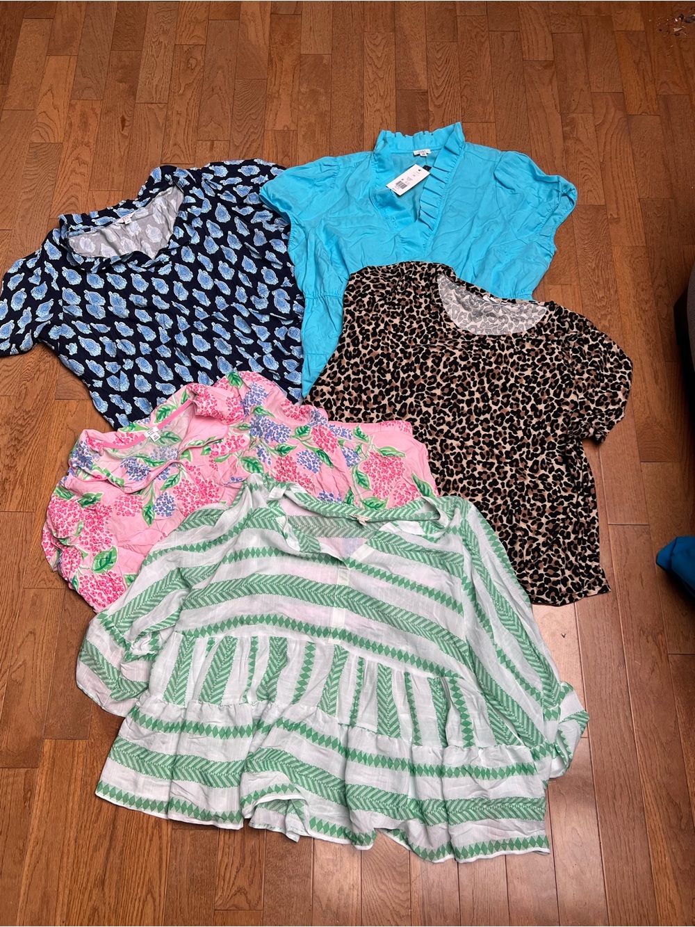 Women’s 4X Bundle of 5 tops and pajamas